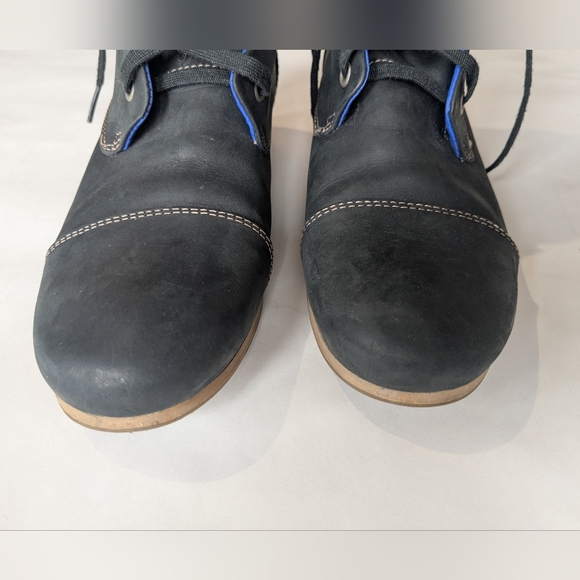 JOHN FLUEVOG Radio BBC Classic Boots - Picture 6 of 13